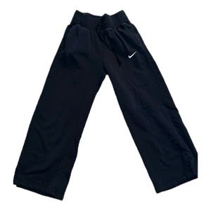 Nike high waisted wide leg sweatpants size small